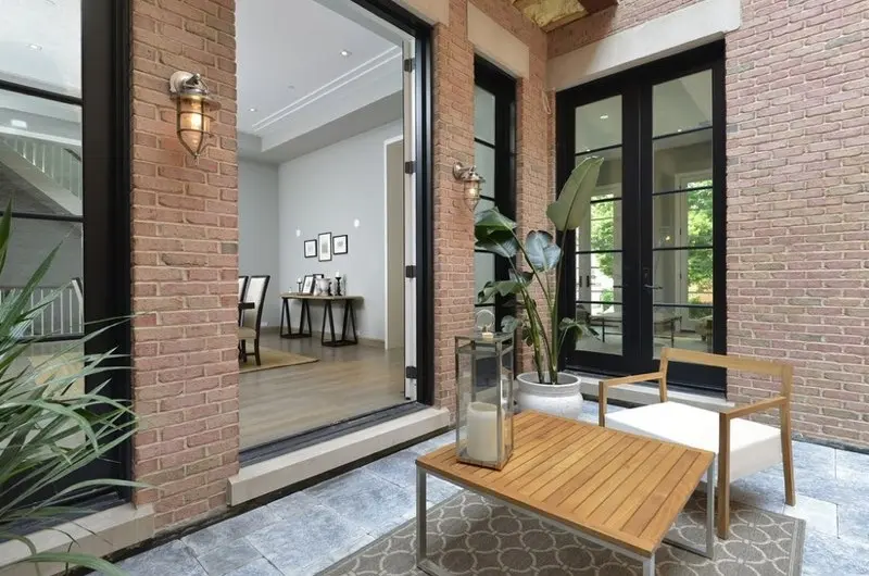 W Dickens Ave - Beaux Arts Creations