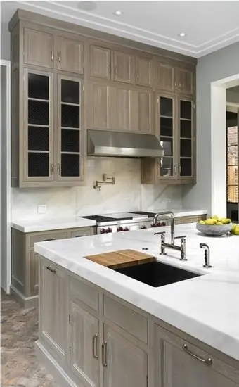 W Dickens Ave - Beaux Arts Creations